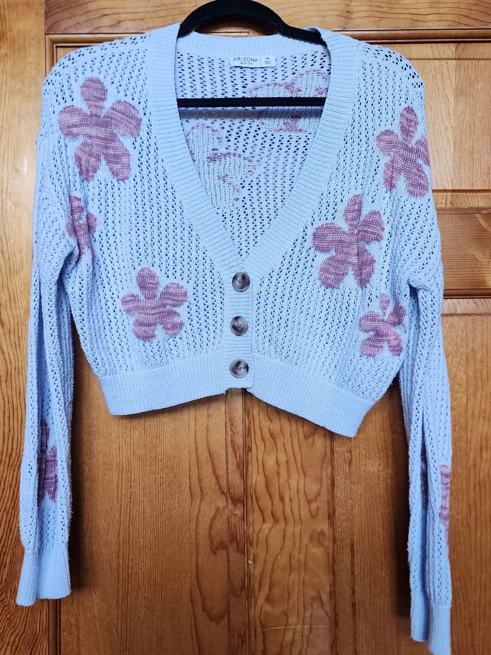 Arizona Jean Company Light Blue Floral Cropped Button Cardigan